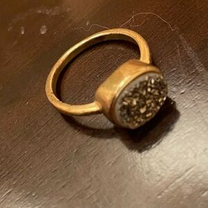 Druzy quartz gold tone ring
